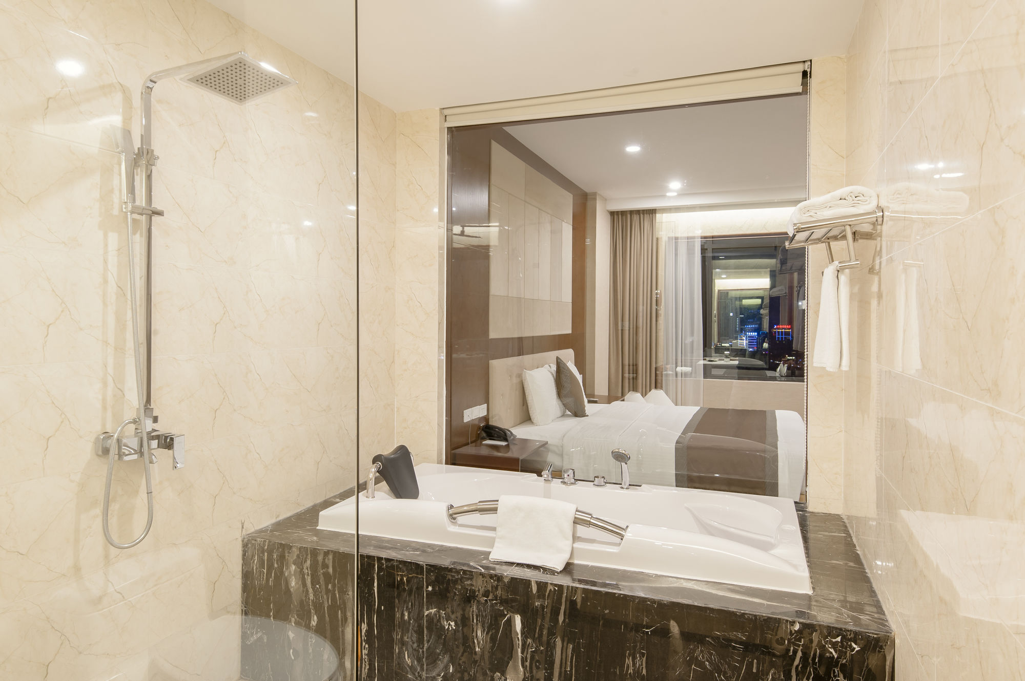 Muong Thanh Grand Lao Cai Hotel Kültér fotó